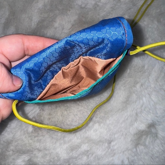 Cotopaxi Maigo Del Dia Neck Pouch Multicolor - Picture 5 of 6